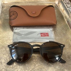 New Ray-Ban Shades with Case